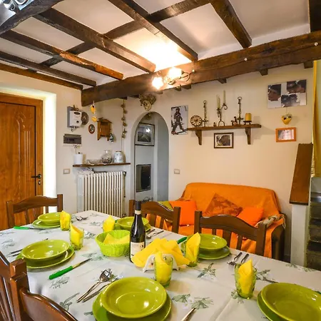 Holiday home Amazing In With Wi-fi Camaiore